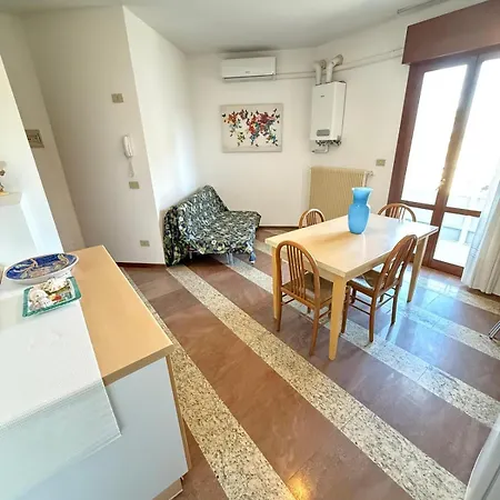 Palladio- Solo Per Famiglie- Walterigato * Lido di Jesolo